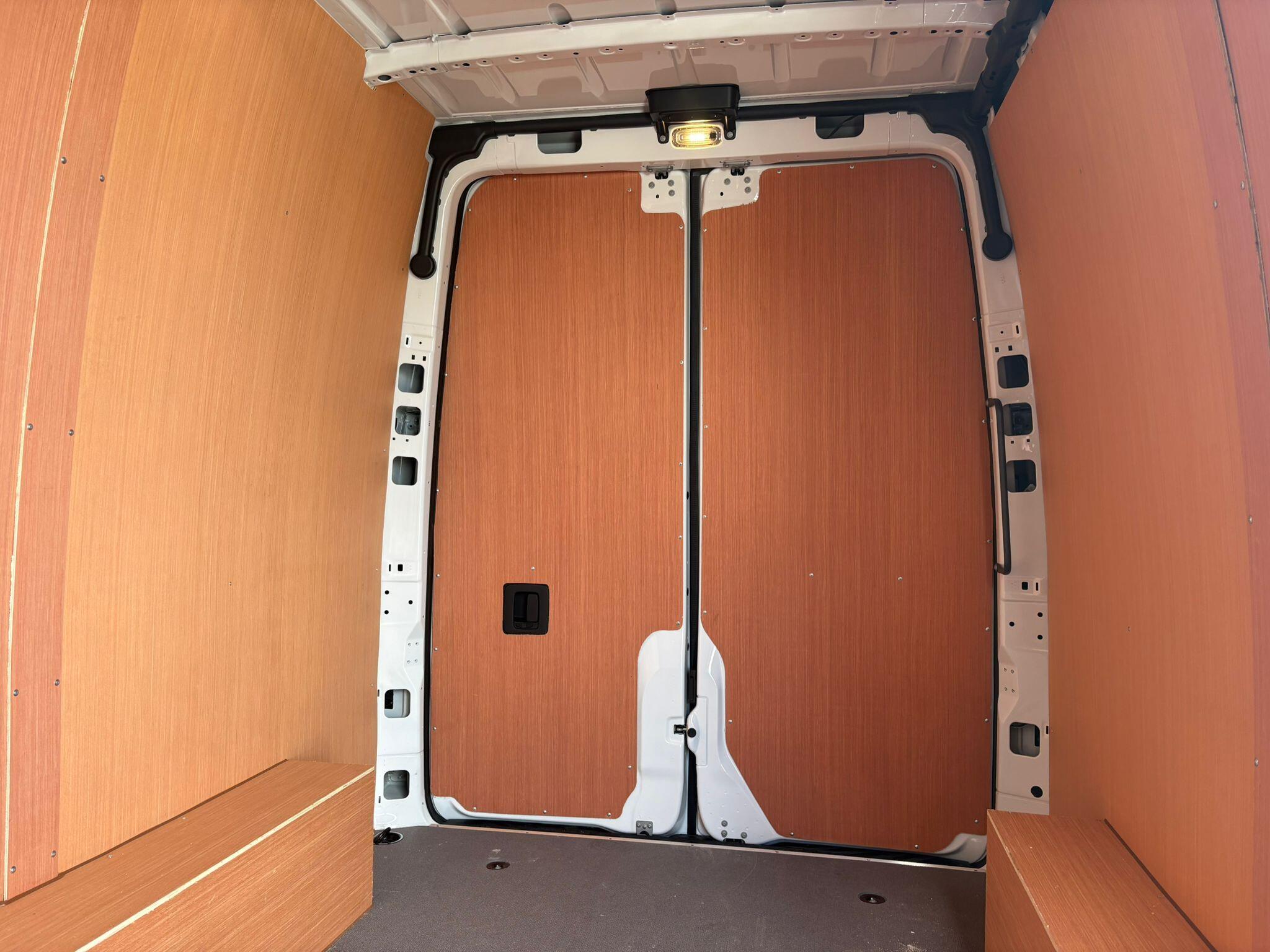 Mercedes-Benz eSprinter